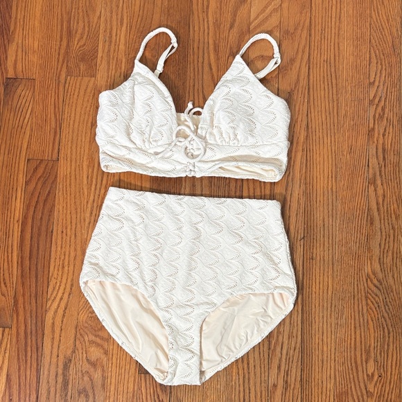 Andie Bikini Set Cabarete Top Super High Waisted Bottom Gardenia Lace size Small - Picture 1 of 10